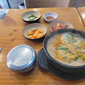 부산아지매국밥 사진