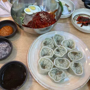 영동밀면 사진