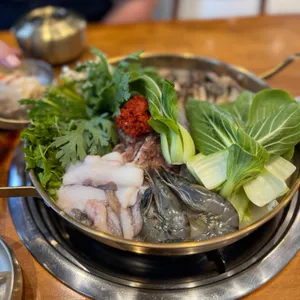 수련불낙전골 사진