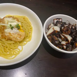 홍명 사진