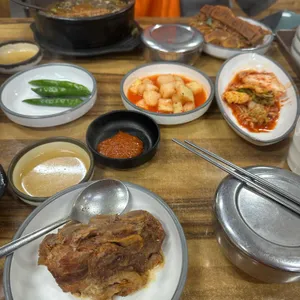 흥부네감자탕등뼈찜 사진