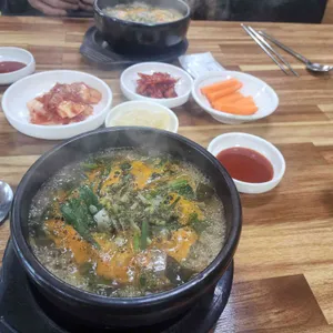 김부자염소탕 사진