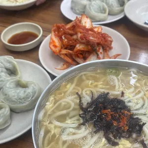 충무로칼국수 사진 1