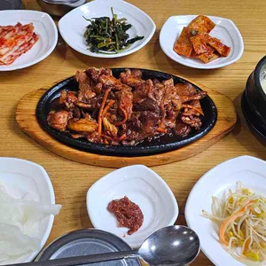 시골밥상 사진 1