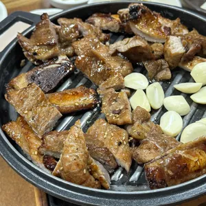 복돼지숯불갈비 사진
