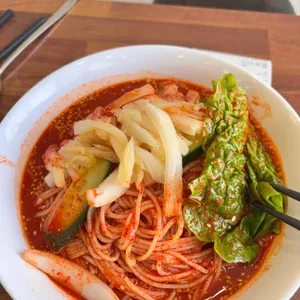 망향비빔국수 사진 2