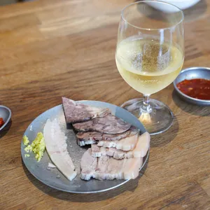 진구정 대표 사진