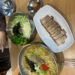 석촌칼국수보리밥 사진