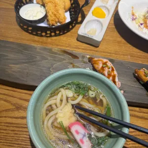 스시미르네 사진