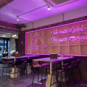 오리지널 시카고피자 리뷰 사진