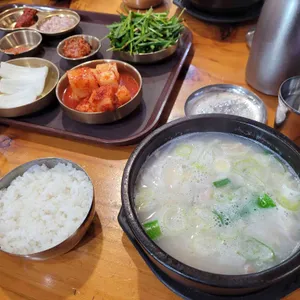 진짜가마솥국밥 사진