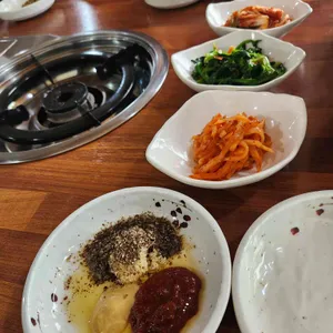 운길산흑염소 사진