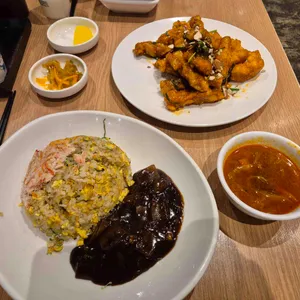 중찬 사진