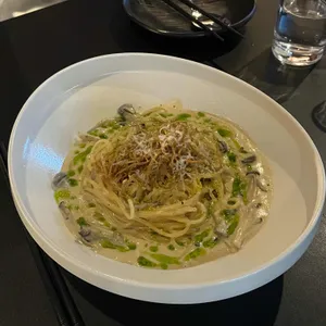 리파인 사진