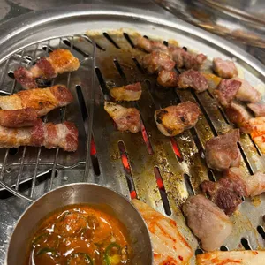 왕고집 참숯구이 사진