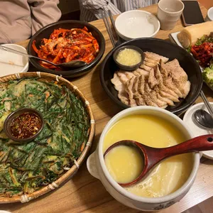 택대리네 인사동마늘보쌈 사진