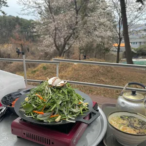 산애산 사진