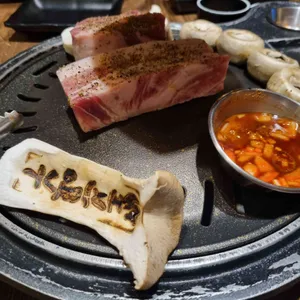 돼지명가 사진