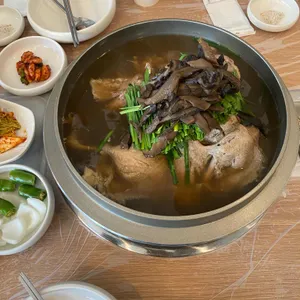 기와집 능이백숙삼계탕 해천탕 사진