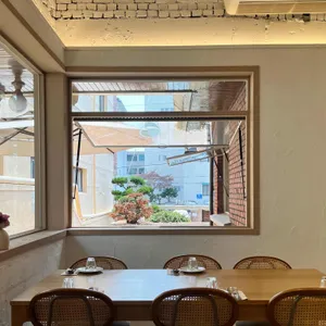엘리 리뷰 사진