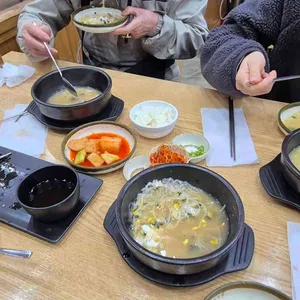 24시전주명가콩나물국밥 사진 1