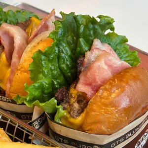GTS버거 사진
