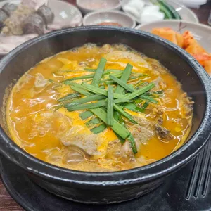 청담옥 얼큰순대국 사진