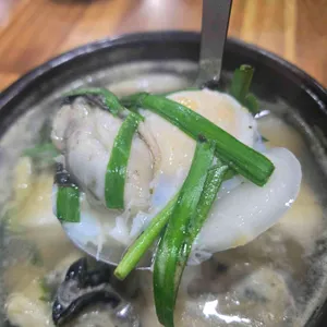 조가네굴국밥 사진 1