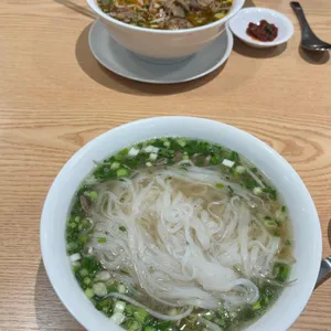 띤유 사진