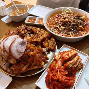 몽땅족발 사진 1