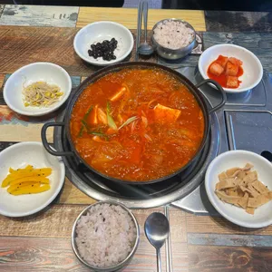뚠뚠 사진