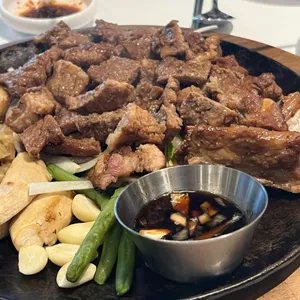 일등석 돼지갈비 삼겹살 소갈비 사진