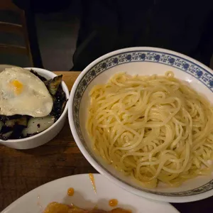 팔선생 사진
