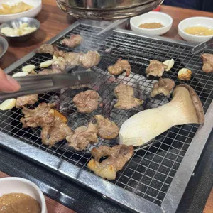 신라참숯뒤통구이 사진
