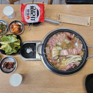 캠프부대찌개 사진