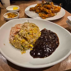 중찬 사진