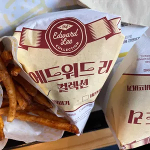 맘스터치 사진