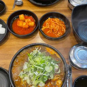 방가삼대얼큰한뼈해장국 사진