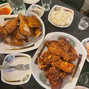 재영통닭 사진 2