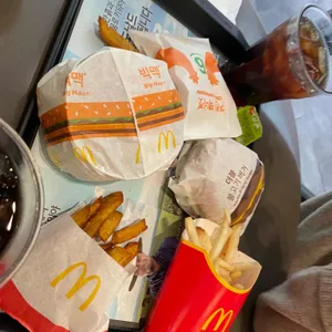 맥도날드 사진