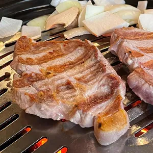 통큰돼지 사진
