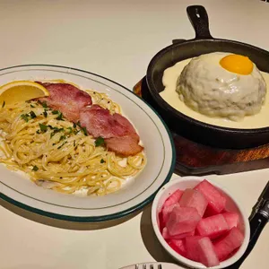 라일락식탁 사진