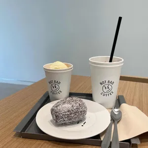 낫배드커피 사진