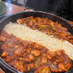 장인닭갈비 사진