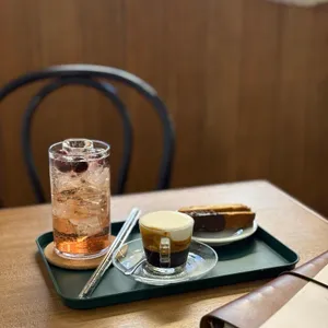 투데이즈 이너프 사진 1
