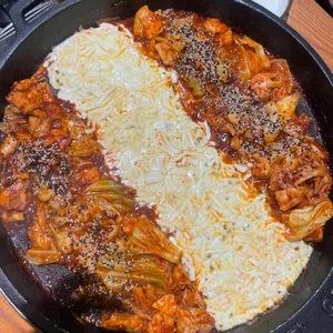 장인닭갈비 사진