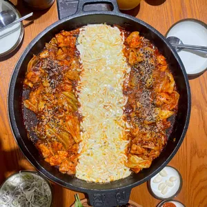 장인닭갈비 사진