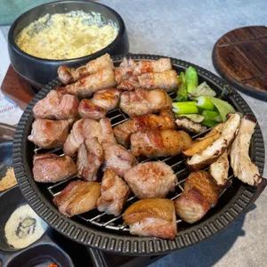안민 사진