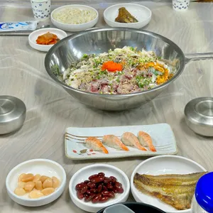 돌고래횟집 사진
