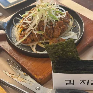 산으로간고등어 사진